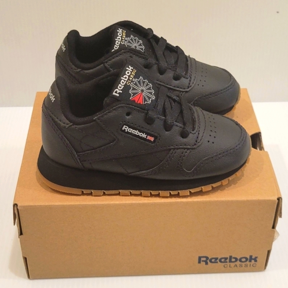 REEBOK Sneakers Toddler Size 6